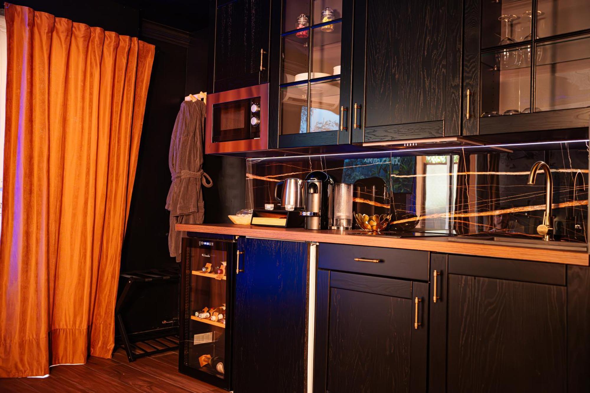 Romance & - Jacuzzi - Parking - Apartment